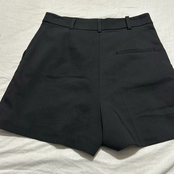 Zara Black High-Waisted Women's Shorts Button Front Small - Picture 5 of 5